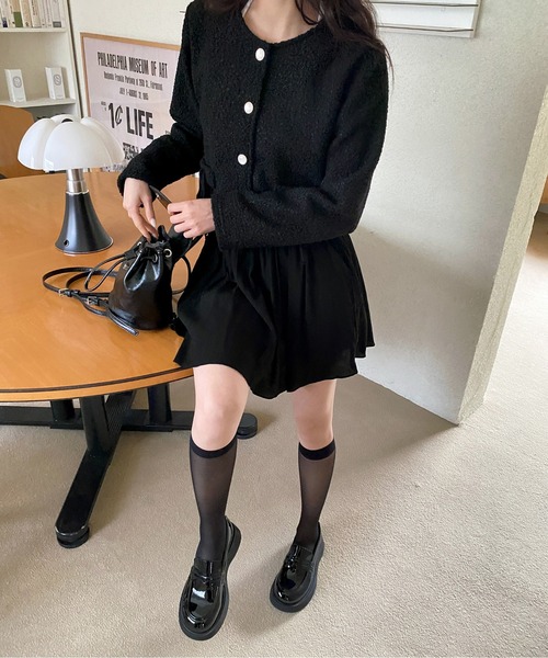 by muni:r(バイ ムニール)の「リンクルリボンミニスカート(スカート・レディース・アイボリー/ブラック・FREE)」の6枚目の写真