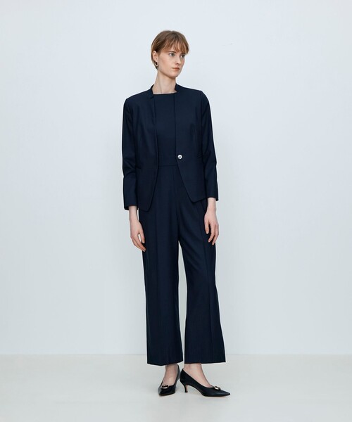 TOMORROWLAND collection(トゥモローランドコレクション)の「シャイニーシャーク キザミカラージャケット(ノーカラージャケット・レディース・ネイビー/ブルーグレー/グレイッシュブルー・38/36)」の19枚目の写真