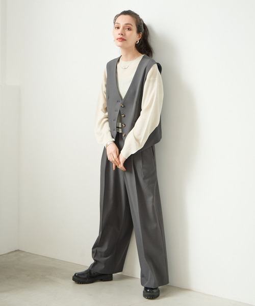 BAYFLOW（ベイフロー）の「[トレンドデザイン]マーベルトタックワイドパンツ（その他パンツ・レディース・ベージュ/チャコール/ブラック・SMALL/MEDIUM）」の8枚目の写真
