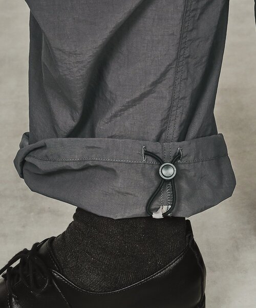 tk.TAKEO KIKUCHI（ティーケータケオキクチ）の「◆サイドオープンナイロンパンツ（その他パンツ・メンズ・ブラック/チャコールグレー・03/02）」の13枚目の写真