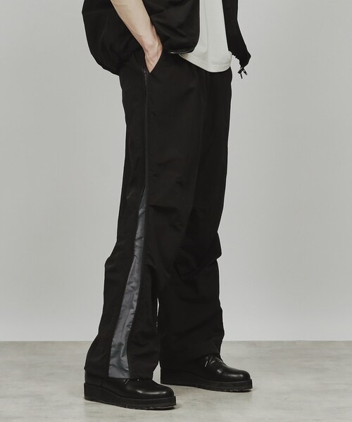 tk.TAKEO KIKUCHI（ティーケータケオキクチ）の「◆サイドオープンナイロンパンツ（その他パンツ・メンズ・ブラック/チャコールグレー・03/02）」の17枚目の写真