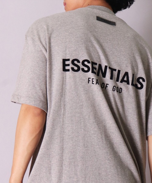 セール】(CM/GKT)【ESSENTIALS FEAR OF GOD】バックロゴ Tシャツ