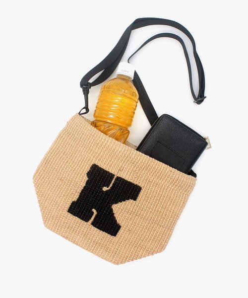 FABRICO（ファブリコ）の「【FABRICO】アルファベットジュートサコッシュ（ショルダーバッグ・レディース・M/K・FREE）」の11枚目の写真