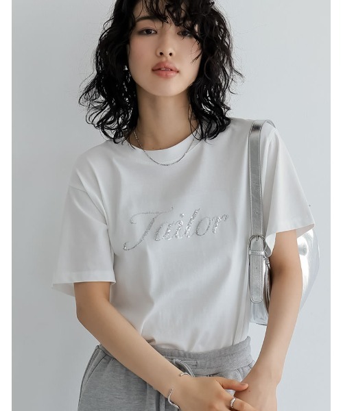 Re:EDIT（リエディ）の「[着た瞬間ひんやり][接触冷感][UVカット]スパンコール筆記体ロゴTシャツ（Tシャツ/カットソー・レディース・チャコールグレー/ブラック/ホワイト・MEDIUM/LARGE）」の11枚目の写真