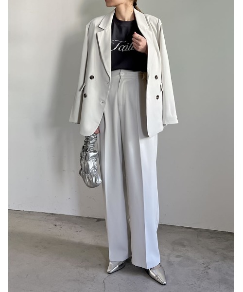 Re:EDIT（リエディ）の「[着た瞬間ひんやり][接触冷感][UVカット]スパンコール筆記体ロゴTシャツ（Tシャツ/カットソー・レディース・チャコールグレー/ブラック/ホワイト・MEDIUM/LARGE）」の21枚目の写真