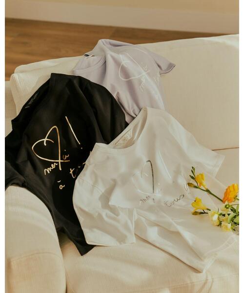 To b. by agnes b.(トゥービーバイアニエスベー)の「merci ! A tous!! Tシャツ(Tシャツ/カットソー・レディース・ブラック・40/38)」の8枚目の写真