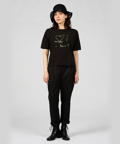 To b. by agnes b.(トゥービーバイアニエスベー)の「merci ! A tous!! Tシャツ(Tシャツ/カットソー・レディース・ブラック・40/38)」の1枚目の写真
