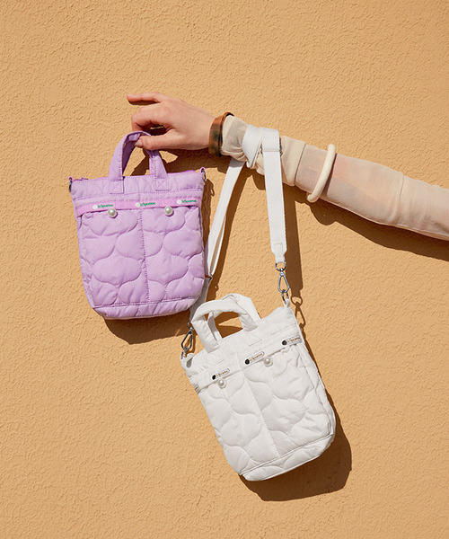 LeSportsac（レスポートサック）の「SMALL HELMET BAG