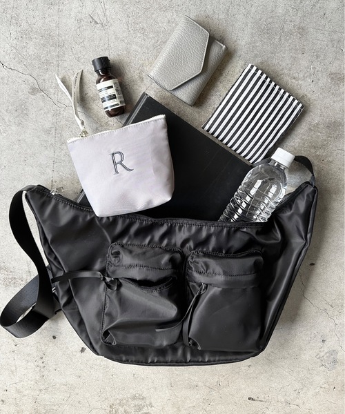 SPRUCE（スプルース）の「EM:ロメボディバッグ 軽量260g（ボディバッグ/ウエストポーチ・レディース・ネイビー/ブラック/カーキ・FREE）」の6枚目の写真