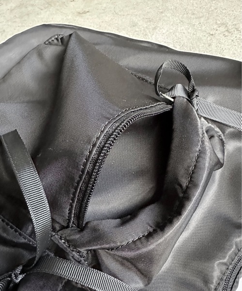 SPRUCE（スプルース）の「EM:ロメボディバッグ 軽量260g（ボディバッグ/ウエストポーチ・レディース・ネイビー/ブラック/カーキ・FREE）」の9枚目の写真