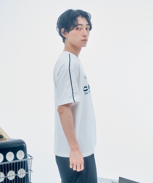 codegraphy（コードグラフィー）の「【日本限定商品】 24H TRACK OVER FIT V-NECK Tee（Tシャツ/カットソー・メンズ・ピンク/ブラック/ホワイト/ネイビー/グレー/レッド・MEDIUM/SMALL/LARGE/X-SMALL）」の17枚目の写真