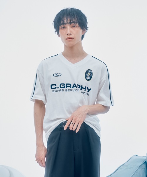 [CODEGRAPHY]24H Vネック マンツーマンTシャツ_WHITE★在庫あり codegraphy（コードグラフィー）の「【日本限定商品】 24H TRACK