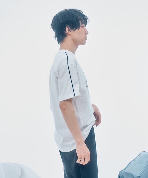 codegraphy（コードグラフィー）の「【日本限定商品】 24H TRACK OVER FIT V-NECK Tee（Tシャツ/カットソー・メンズ・ピンク/ブラック/ホワイト/ネイビー/グレー/レッド・MEDIUM/SMALL/LARGE/X-SMALL）」の11枚目の写真