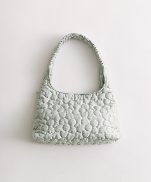 OLIVE des OLIVE（オリーブデオリーブ）の「フラワーキルティングバッグ　1041120110（ショルダーバッグ・レディース・アイボリー/ブルー/ピンク・FREE）」の8枚目の写真