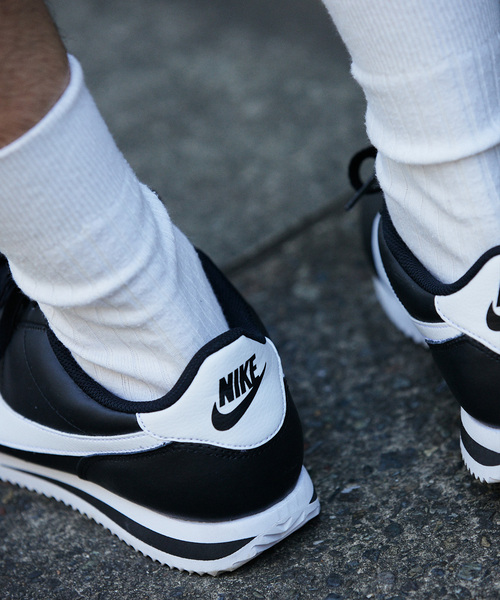 NIKE(ナイキ)の「Nike Cortez DM4044(スニーカー・メンズ・ホワイト/ブラック/グリーン・90/100/80/85/95)」の20枚目の写真