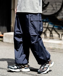 ナイロンテック パラシュートワイドカーゴパンツ