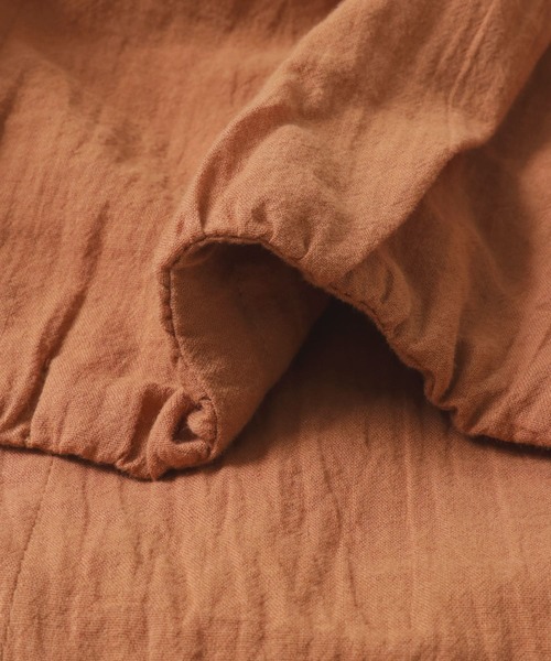 LAATO（ラート）の「gather blouse（シャツ/ブラウス・レディース・ダークグレー/オレンジ/ライトグレー・FREE）」の5枚目の写真