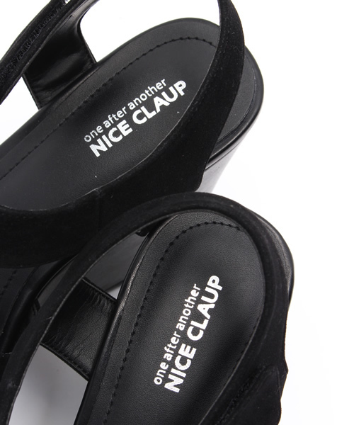 one after another NICE CLAUP（ワンアフターアナザーナイスクラップ）の「【mer11月号掲載 ナイスクラップ】スウェードウェッジサンダル（サンダル・レディース・ベージュ/グレー/ブラック・SMALL/MEDIUM/LARGE）」の9枚目の写真