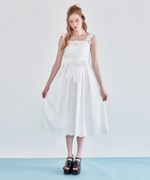 REDYAZEL(レディアゼル)の「エンブロイダリーコットンワンピース(ワンピース・レディース・ピンク/ネイビー/オフホワイト・FREE)」の14枚目の写真