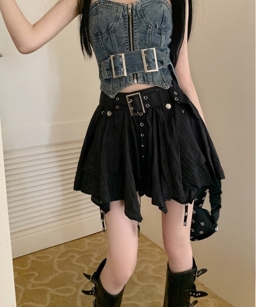 .KOM(ドットコム)の「『.KOM/ドットケーオーエム』ハトメデザインスカート【Y】【CN】(スカート・レディース・ブラック・M)」の7枚目の写真