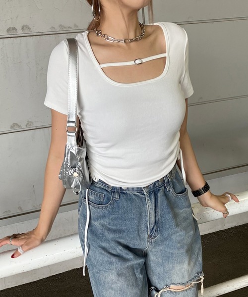 non-hedge（ノンヘッジ）の「サイドドロストチョーカー風クロップド丈トップス（Tシャツ/カットソー・レディース・チャコールグレー/ブラック/オフホワイト/モカ・FREE）」の2枚目の写真