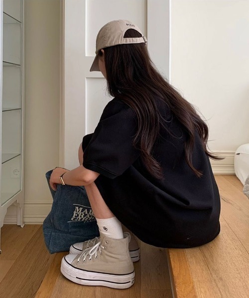 BEIDELLI（ベイデリー）の「[BELLIDE MADE] ルーズフィットフレアポロカラーミニワンピース（ワンピース・レディース・ホワイト/グレー/ブラック・FREE）」の10枚目の写真