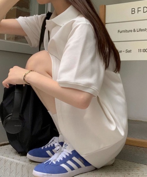 BEIDELLI（ベイデリー）の「[BELLIDE MADE] ルーズフィットフレアポロカラーミニワンピース（ワンピース・レディース・ホワイト/グレー/ブラック・FREE）」の8枚目の写真