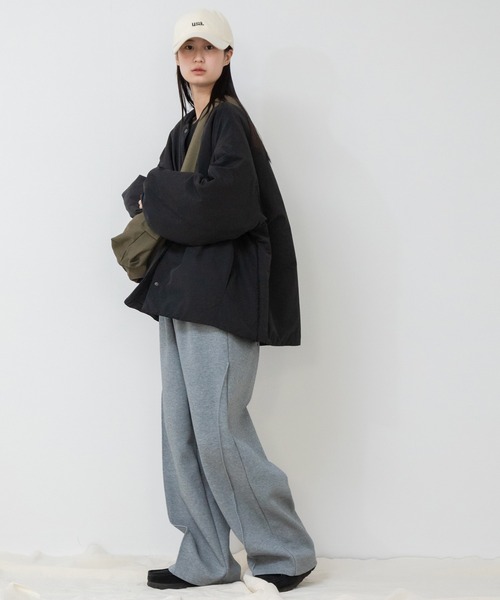 HEILIS（ヘイリス）の「サイドジップ中綿ノーカラージャケット 