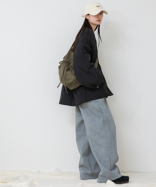 HEILIS（ヘイリス）の「サイドジップ中綿ノーカラージャケット 