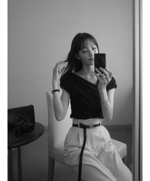 amel（エイメル）の「アシンメトリークロスチュールトップス（シャツ/ブラウス・レディース・ブラック・FREE）」の17枚目の写真