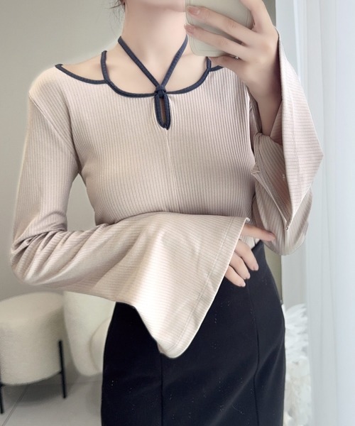mily bilet（ミウィビレット）の「【mily bilet】程よい肌見せで女性らしく。チョーカー使いパイピング配色袖フレアカットソー（ニット/セーター・レディース・ブラック/グレイッシュベージュ/アイボリー/チャコールグレー・LARGE/MEDIUM/SMALL/X-LARGE）」の18枚目の写真