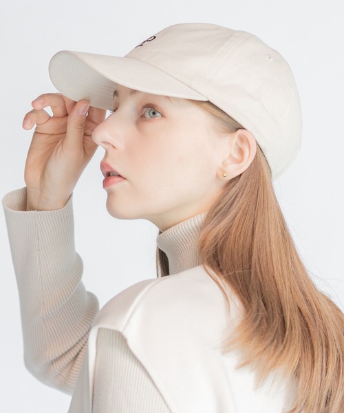 14+（イチヨンプラス）の「ピーチスキン風IP刺繍キャップ（キャップ・レディース・チャコールグレー/ダークオレンジ/ブラック/カーキ/アイボリー/ベージュ・MEDIUM/X-LARGE）」の13枚目の写真