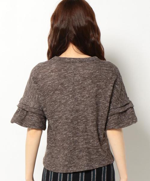 Another Edition（アナザーエディション）の「袖フリルTシャツ/AEBC　W/LｿﾃﾞﾌﾘﾙTee◆（Tシャツ/カットソー・レディース・オフホワイト/ブラウン・フリー）」の3枚目の写真
