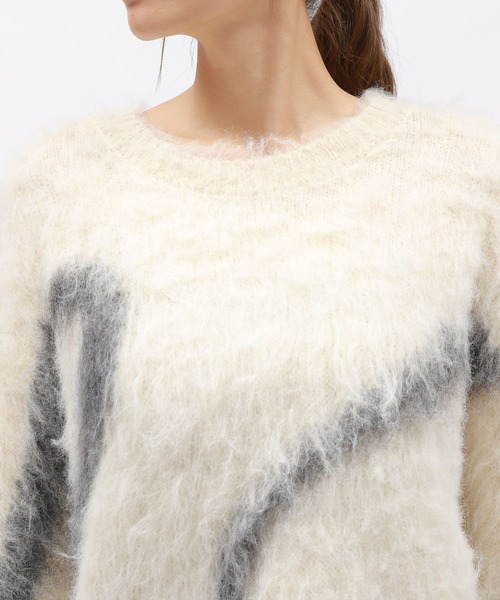 LAKOLE（ラコレ）の「線柄シャギーニットプルオーバー / 130861（ニット/セーター・レディース・アイボリー/グレー/グリーン/ピンク・FREE）」の8枚目の写真