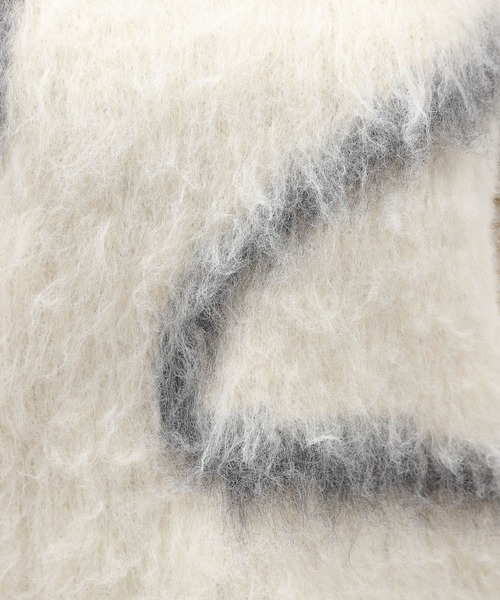 LAKOLE（ラコレ）の「線柄シャギーニットプルオーバー / 130861（ニット/セーター・レディース・アイボリー/グレー/グリーン/ピンク・FREE）」の6枚目の写真