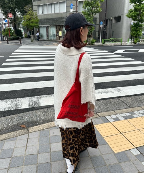 archives(アルシーヴ)の「【Ltd.】OVER KNIT ONE-PIECE(ワンピース・レディース・ブラック/オフホワイト・FREE)」の11枚目の写真