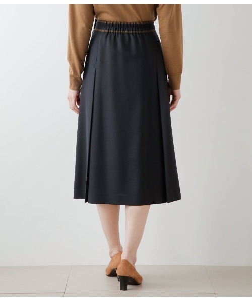 NEWYORKER（ニューヨーカー）の「TWツイル ビット付きタックフレアスカート（スカート・レディース・グレー系その他/ネイビー・9号/11号）」の4枚目の写真