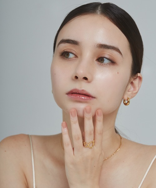 ciite' surgical stainless(シーテサージカルステンレス)の「【 金属アレルギー対応 】 ニュアンスリング サージカルステンレス (リング・レディース・シルバー/ゴールド・FREE)」の4枚目の写真