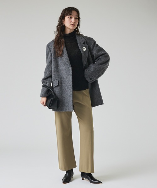 qualite（カリテ）の「2WAYバックピーチセミフレアーパンツ/秋服/冬服/オフィスカジュアル（スラックス・レディース・オフホワイト/カーキ/ブラック・36/38/40）」の5枚目の写真