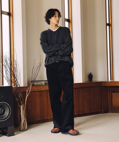 Bleme(ブレム)の「クラシック ヘビーコーデュロイ ワイドスラックス パンツ【セットアップ対応】(スラックス・メンズ・ブラック/カーキ/ブラウン/カーキ系/ブラウン系/ブラック系・S/M/L/XL)」の12枚目の写真