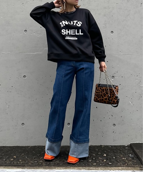 mi via loca（ミヴィアロカ）の「シリコンラバー NUTSロゴプリント裏起毛ロゴスウェットプルオーバー（スウェット・レディース・トップグレー/ブラック/オートミール・FREE）」の13枚目の写真