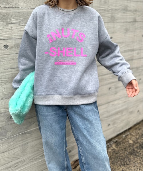 mi via loca（ミヴィアロカ）の「シリコンラバー NUTSロゴプリント裏起毛ロゴスウェットプルオーバー（スウェット・レディース・トップグレー/ブラック/オートミール・FREE）」の21枚目の写真