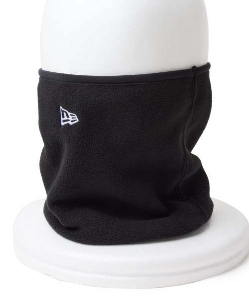 NEW ERA（ニューエラ）の「NEW ERA/ニューエラ ネックウォーマー フリース ブラック/ホワイト 14311560（ネックウォーマー/スヌード・メンズ・ブラック・FREE）」の4枚目の写真