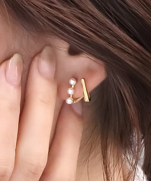 blackdia ocean(ブラックダイヤオーシャン)の「blackdia ocean パールダブルラインピアス/イヤリング(ピアス(両耳用)・レディース・ピンク系その他/ゴールド/ゴールド系その他/ピンク・FREE)」の1枚目の写真