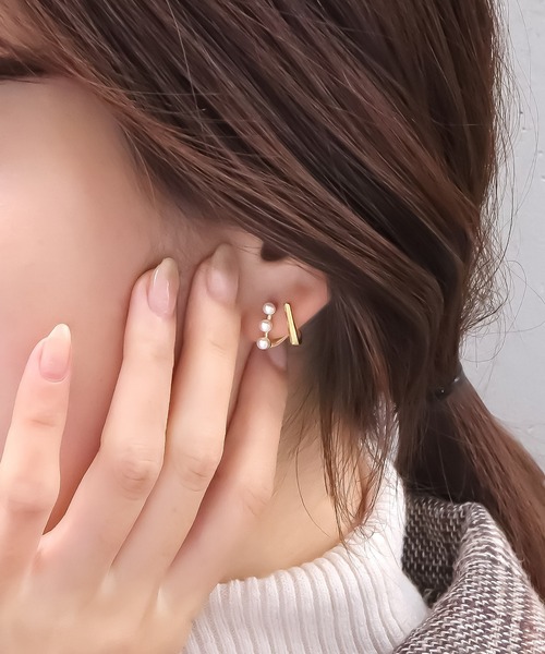 blackdia ocean(ブラックダイヤオーシャン)の「blackdia ocean パールダブルラインピアス/イヤリング(ピアス(両耳用)・レディース・ピンク系その他/ゴールド/ゴールド系その他/ピンク・FREE)」の10枚目の写真