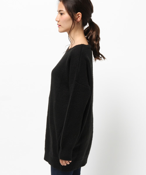 OUTLET（アウトレット）の「【Sheta】背中開キニットチュニック（ニット/セーター・レディース・ブラック・FREE）」の3枚目の写真