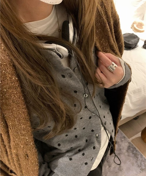 MAISON DE THERESE（メゾン ド テレーズ）の「ドット柄　ボタン開カーディガン（カーディガン/ボレロ・レディース・グレー/ブラック・FREE）」の4枚目の写真