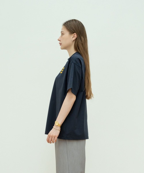 skoool(スクール)の「ロゴデザイン 半袖Tシャツ/フロントプリント × ベーシックシルエット(Tシャツ/カットソー・メンズ・ネイビー/レッド/ホワイト・LARGE/MEDIUM/SMALL)」の16枚目の写真