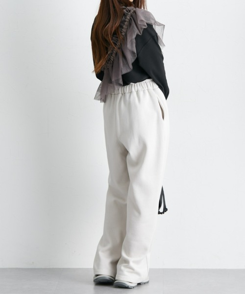 nissen(ニッセン)の「ハイネック肉厚カットソートップス(チュールケープ付)(シャツ/ブラウス・レディース・ブラック/チャコールグレー・S/M/L/LL/3L)」の17枚目の写真