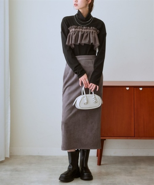 nissen(ニッセン)の「ハイネック肉厚カットソートップス(チュールケープ付)(シャツ/ブラウス・レディース・ブラック/チャコールグレー・S/M/L/LL/3L)」の12枚目の写真